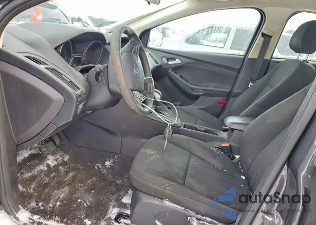 1FADP3F28JL284023: 74202535