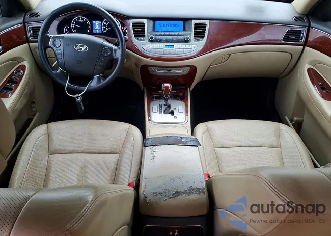 KMHGC4DD7CU177325: 72778835