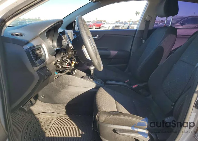 3KPA24AB9KE184953: 75223285