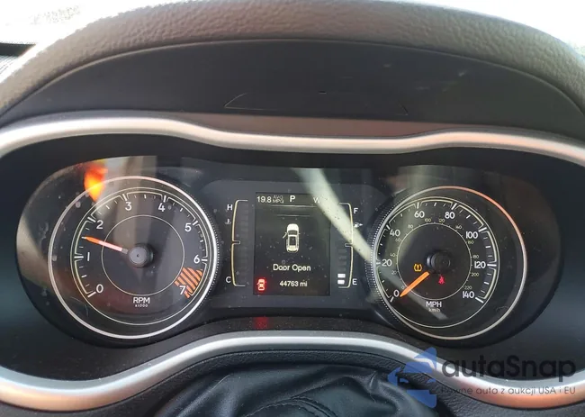 1C4PJLAB4FW684618: 73738195