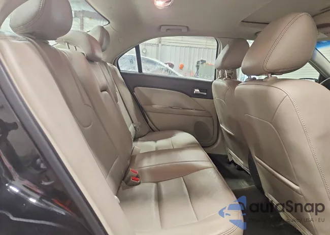 3FAHP0JG6CR118820: 73725645