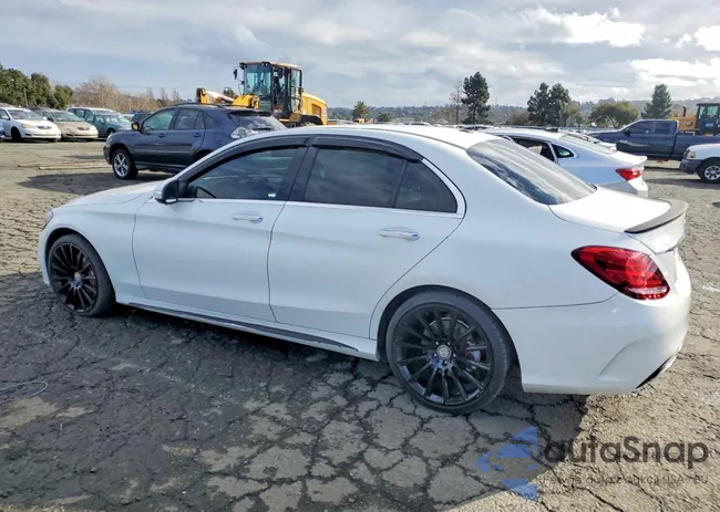 55SWF6GB9FU028052: 98211325