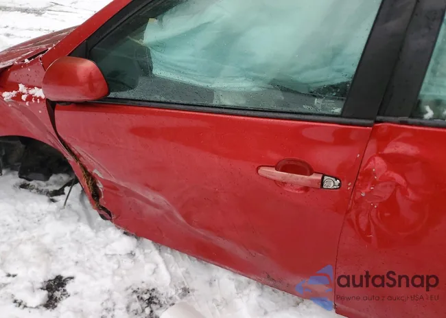 2T1BU4EE6BC674199: 77920285