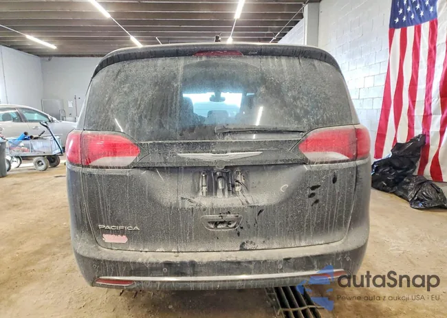 2C4RC1FG7JR117218: 74873535