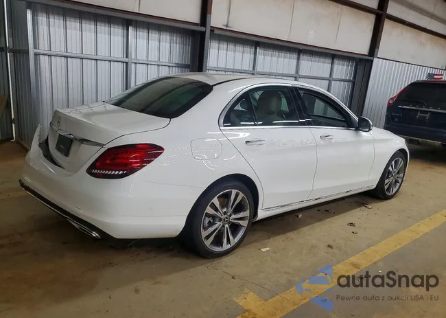 W1KWF8DB4LR570835: 98795945