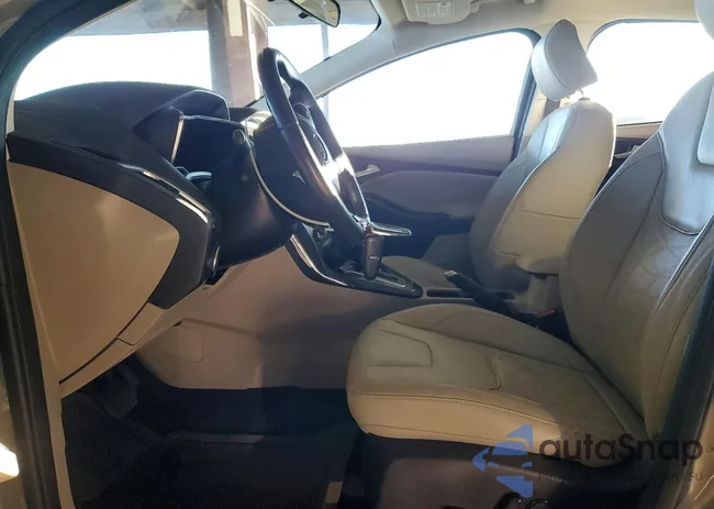 1FADP3R46GL363051: 72923985