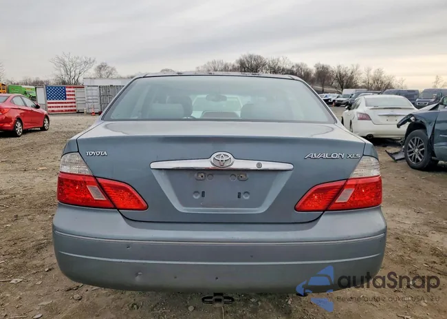 4T1BF28B53U337488: 99773285