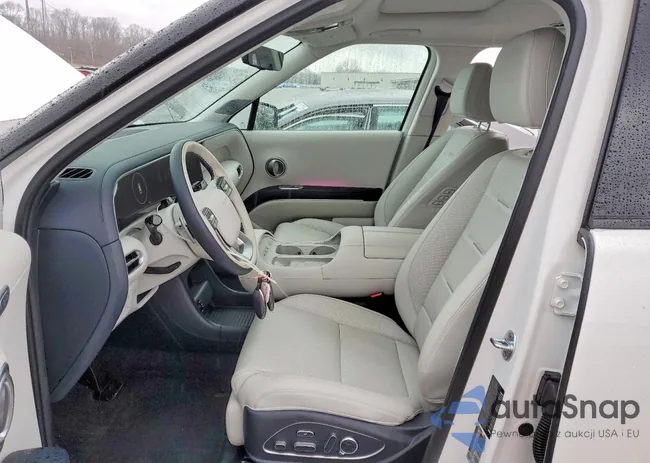 KM8RMES27TU042519: 73251575