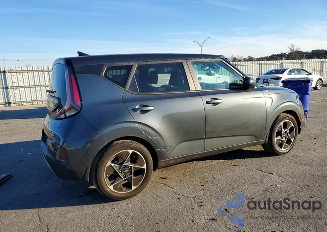 KNDJ33AU0P7889477: 73880505