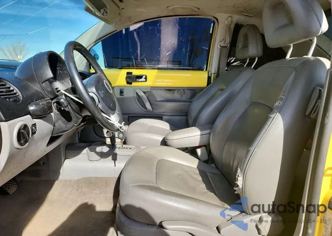 3VWCA21C5YM500577: 99498565