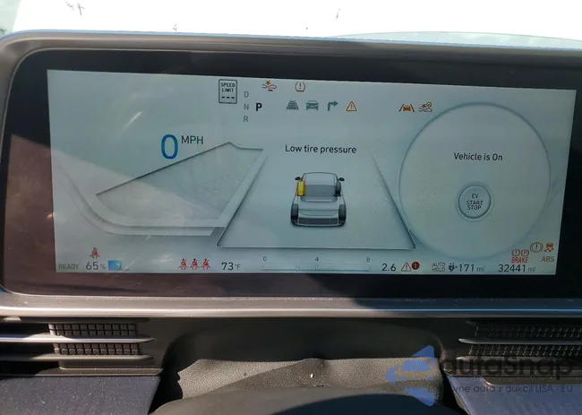 KMHM34AA2PA049255: 74692455