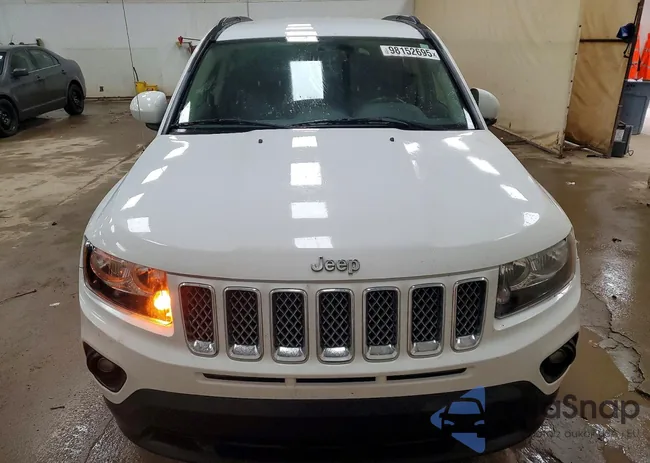 1C4NJDEB2HD208079: 98152695