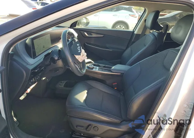 KNDC34LB9P5608685: 99497615