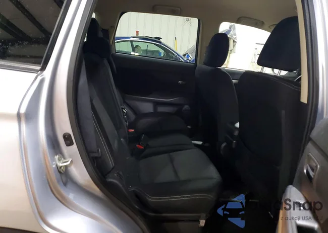 JA4AD2A36GZ048910: 98751525