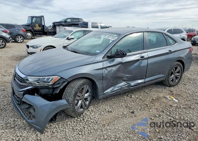 3VWEM7BU7RM030199: 98237055