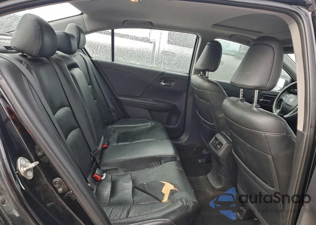 1HGCR2F84FA044177: 73581235