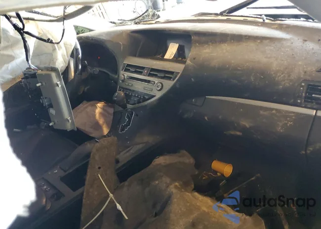 2T2ZK1BA1DC126825: 74079475