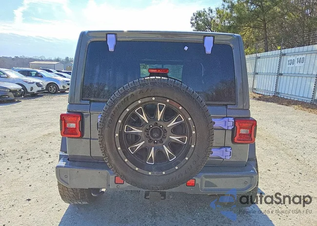 1C4HJXEN2NW162018: 72468395