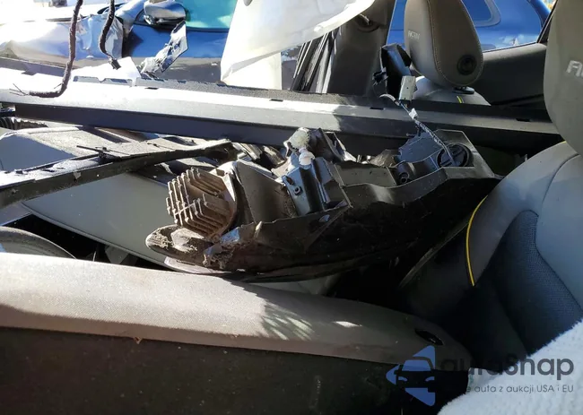 KL77LKEP7SC119623: 73931455