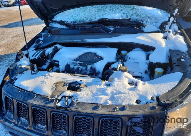 3C4NJDBB3JT399192: 73090855