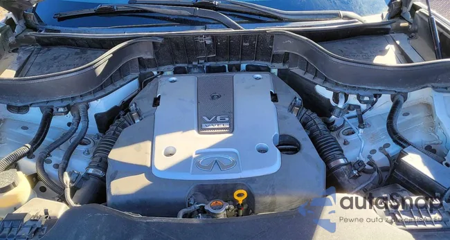 JN8CS1MW2HM411677: 74601745