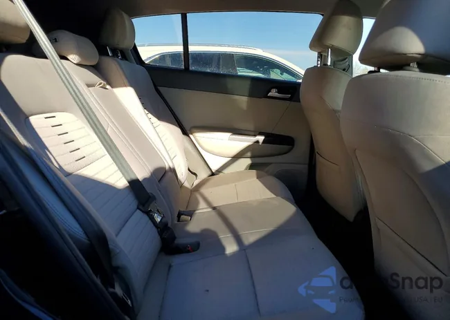 KNDPMCAC4J7365710: 74332725