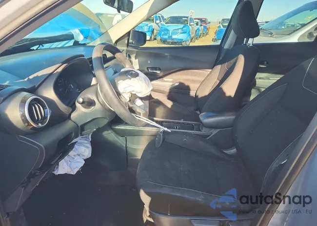 3N1CP5CVXML556972: 73032635