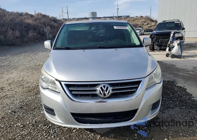 2V4RW5DG3BR768757: 75299535