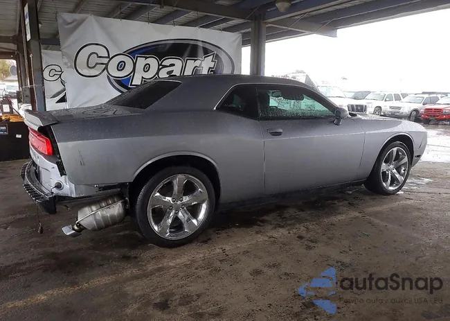 2C3CDYAG6DH629036: 97735505