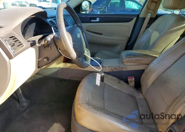 KMHGC4DD0EU265135: 73274835