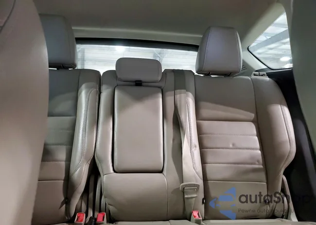 1FADP5BU6DL516447: 74409845