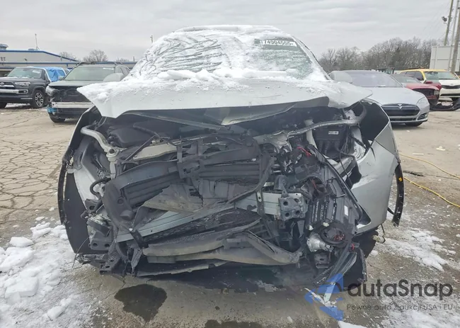 LRBFX1SA8JD016716: 74904555