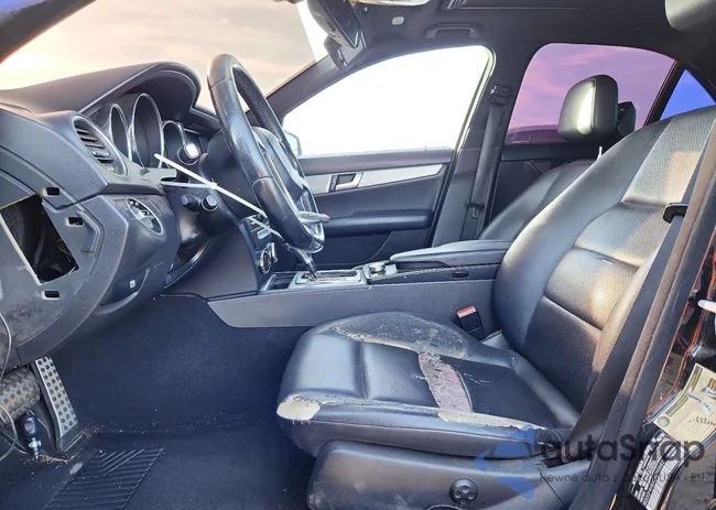 WDDGF4HBXDA795882: 73716035