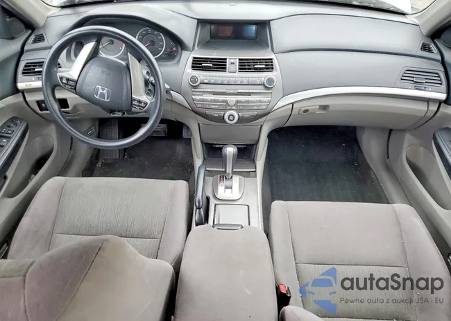 1HGCP2F40BA066237: 74260895