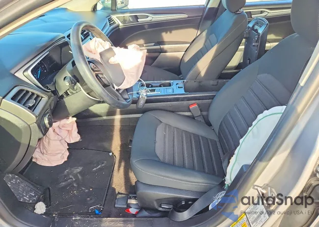 3FA6P0HD2LR184526: 72449375