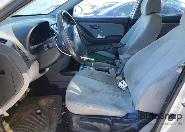 KMHDU4AD2AU208918: 74579715