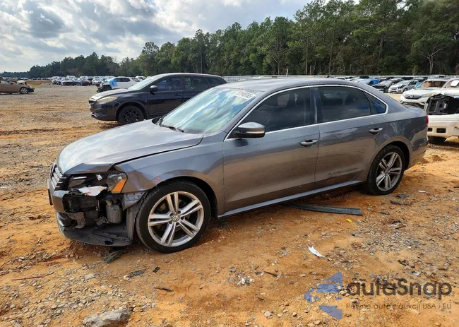 1VWBV7A36FC032256: 97940765