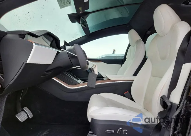 7SAXCBE52PF370855: 74052435