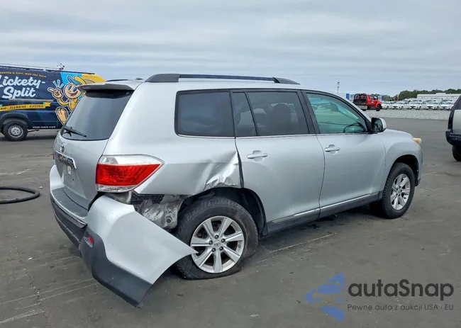 5TDZK3EH8BS044149: 72445775