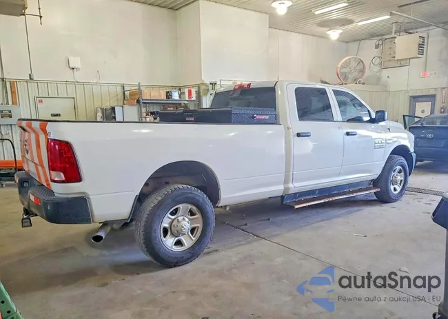 3C6UR5HJ5EG260504: 74411415