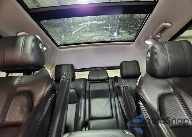 SALWR2WF0EA354635: 74812125