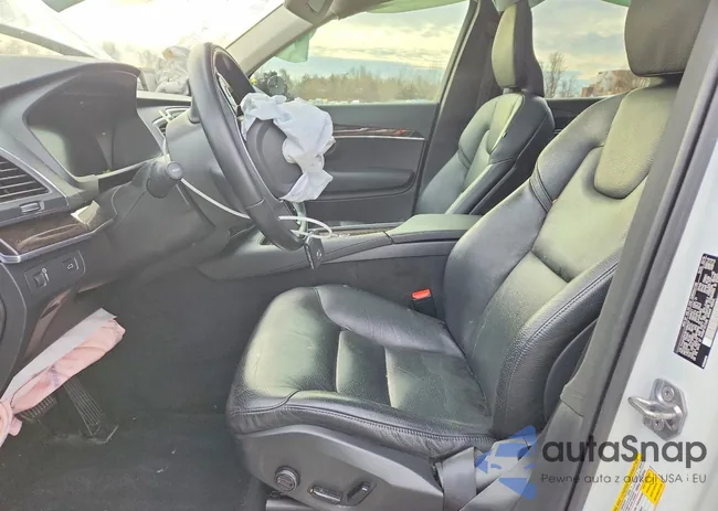 YV4A22PK5K1494237: 99556945