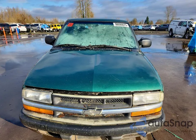 1GCCS1440X8183616: 98090875