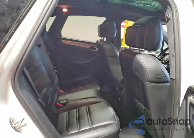 WP1AF2A56GLB92086: 72267955