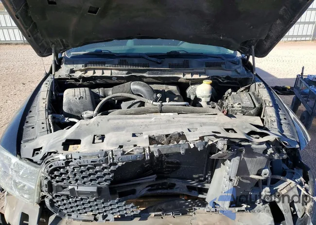 1C6RR6LT5JS132450: 73597445