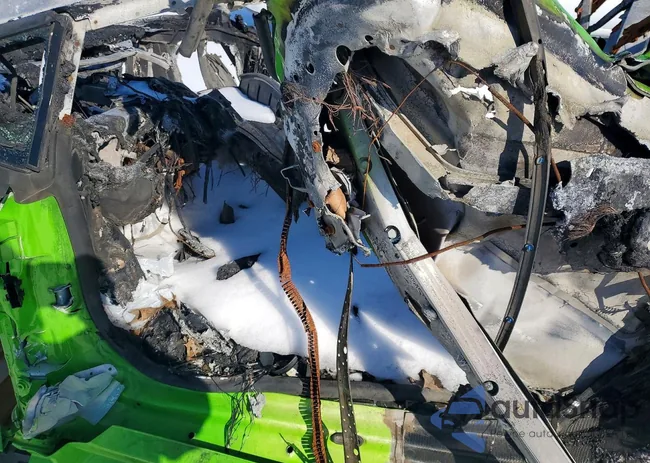 ZHWUT5ZF9MLA17679: 74067555