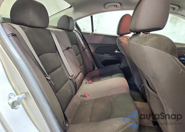 1G1PC5SB3E7277959: 74130805