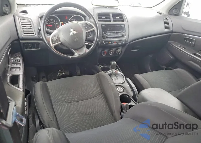 4A4AR3AU1FE036300: 98801335