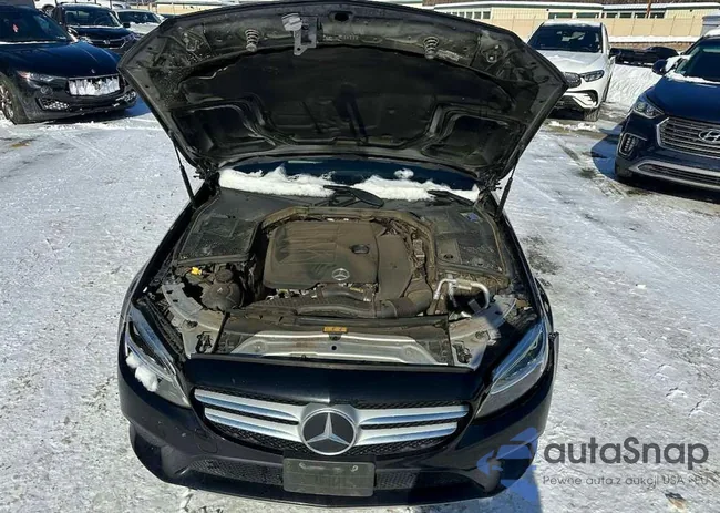 W1KWF8DB3MR624031: 72180015