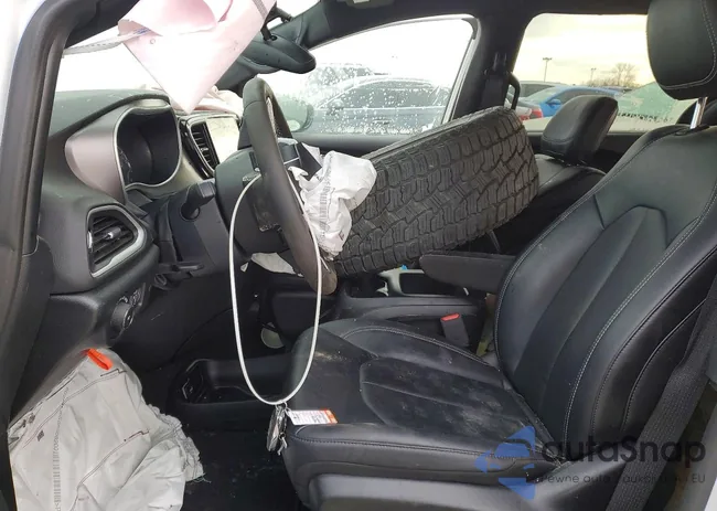 2C4RC1BG3SR554270: 99046995